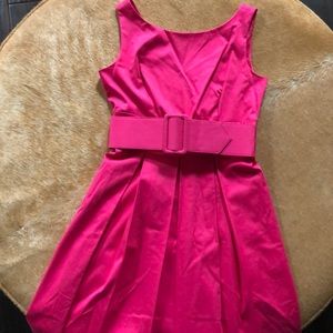 Belted dress, size 6